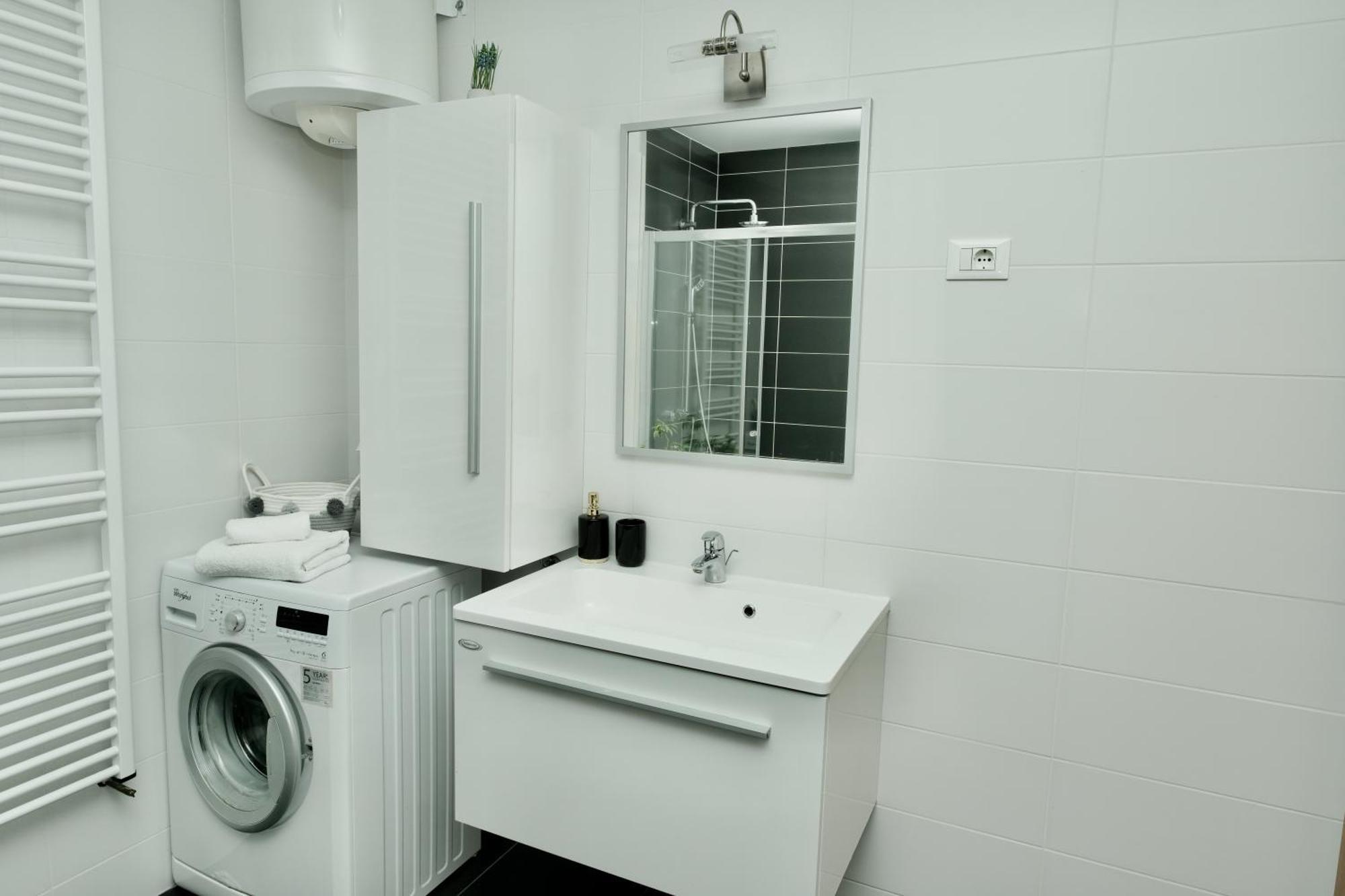 Apartment Lana Bristivica Ngoại thất bức ảnh